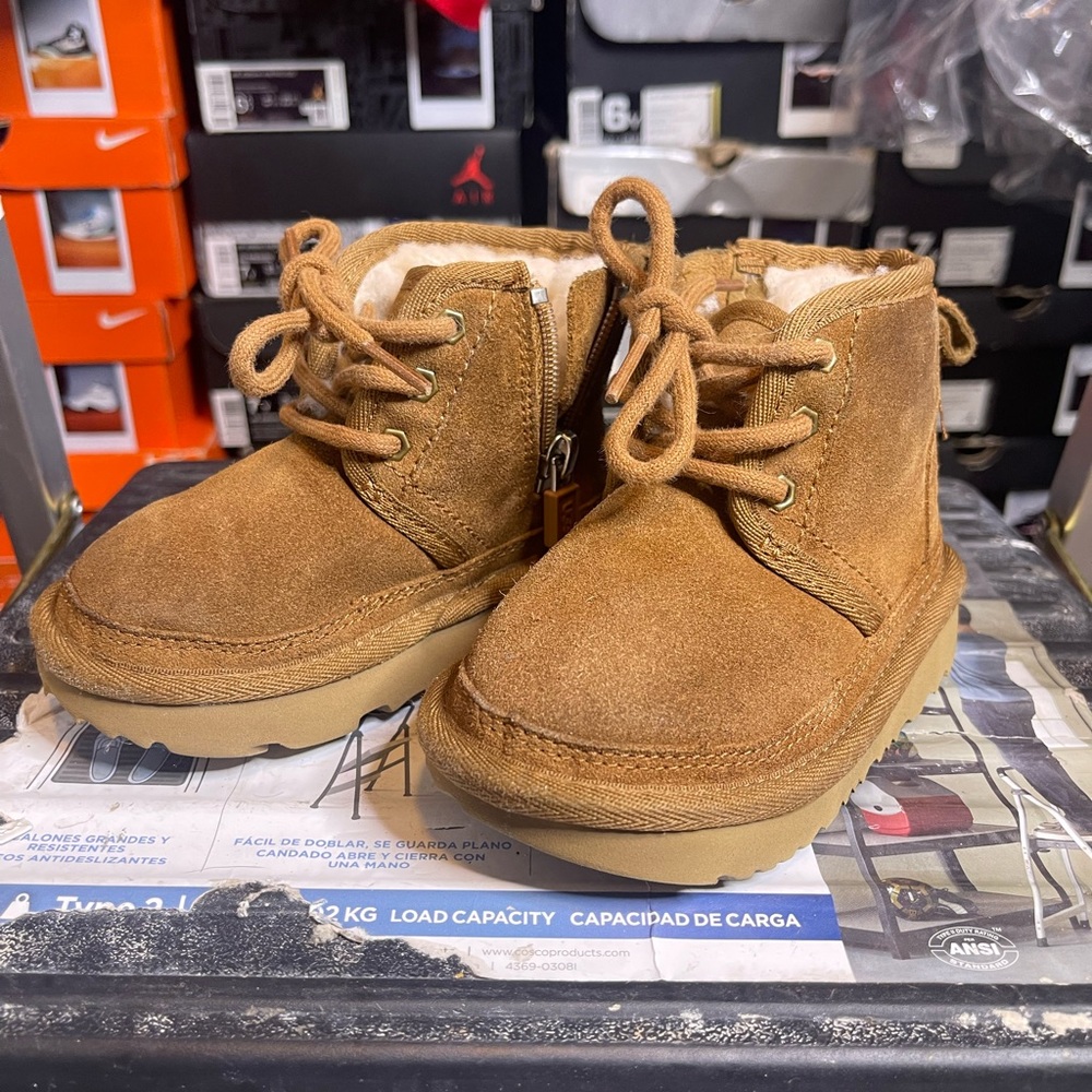 COPY - Ugg boots